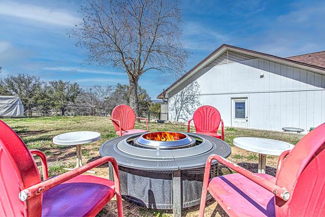 507 Mountain Dr, Horseshoe Bay, TX 78657