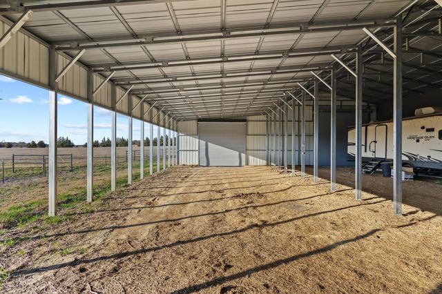 2477 County Road 23110, Paris, TX 75460