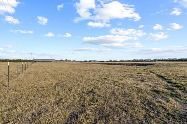 2477 County Road 23110, Paris, TX 75460