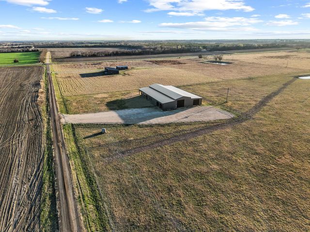 2477 County Road 23110, Paris, TX 75460
