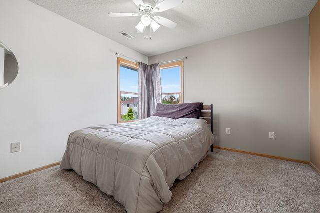 6250 NW 49th Street, Johnston, IA 50131