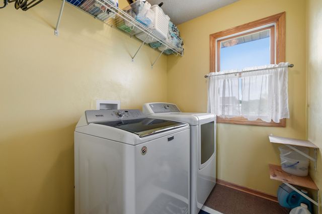 6250 NW 49th Street, Johnston, IA 50131