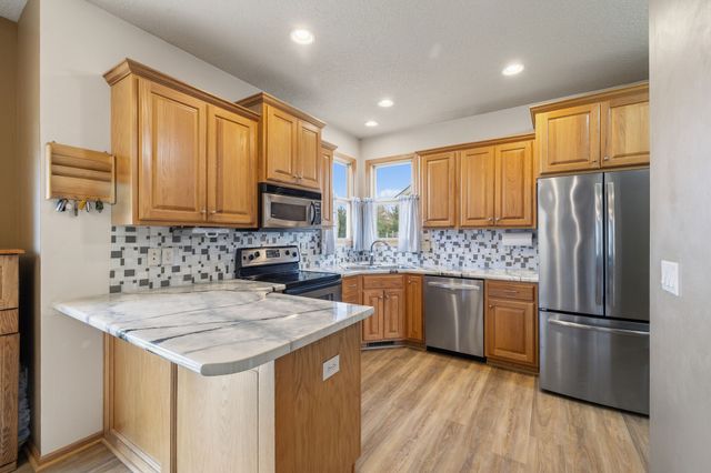 6250 NW 49th Street, Johnston, IA 50131