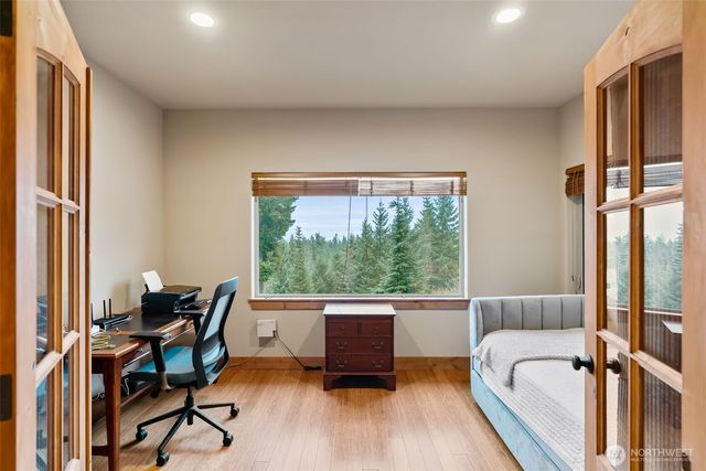 191 Whisper Creek Road, Cle Elum, WA 98922