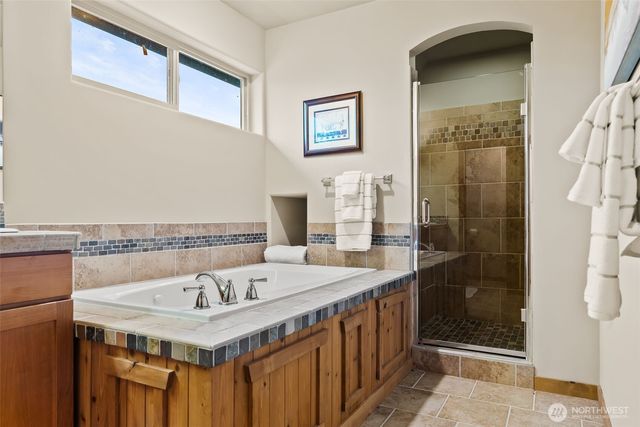 191 Whisper Creek Road, Cle Elum, WA 98922