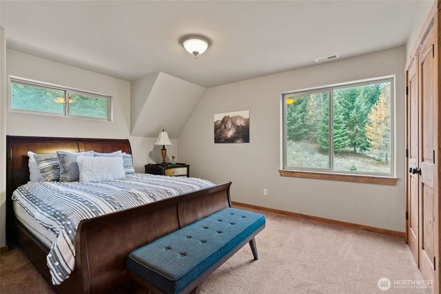 191 Whisper Creek Road, Cle Elum, WA 98922