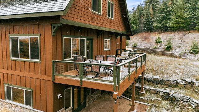191 Whisper Creek Road, Cle Elum, WA 98922