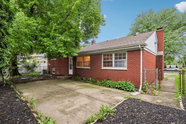 16919 School Street, South Holland, IL 60473
