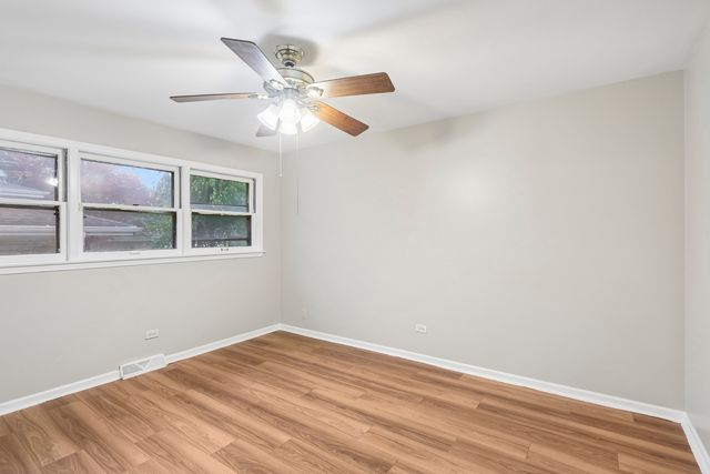16919 School Street, South Holland, IL 60473