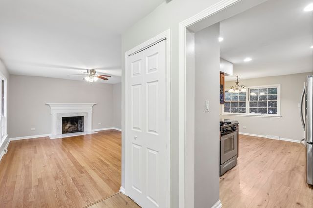 16919 School Street, South Holland, IL 60473