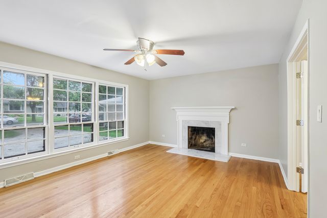 16919 School Street, South Holland, IL 60473