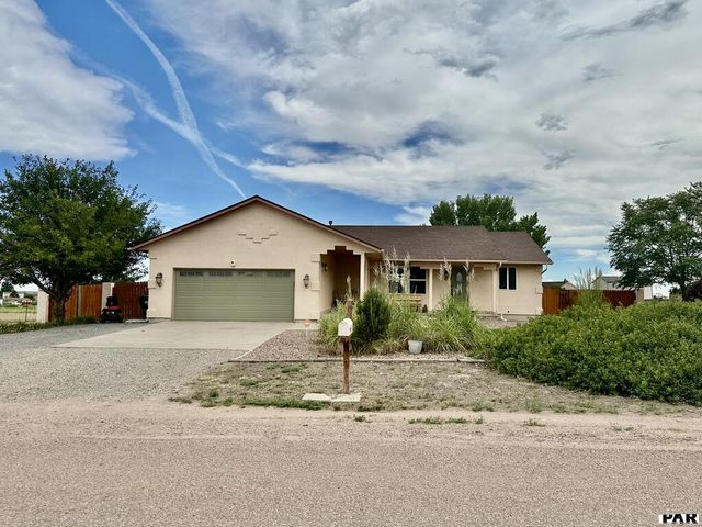 490 S Archdale Dr, Pueblo West, CO 81007