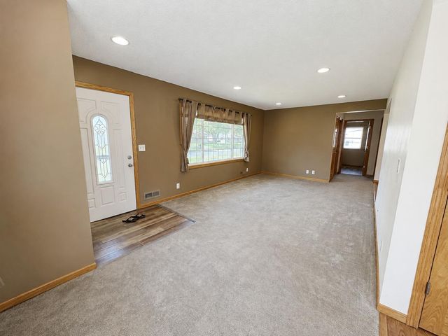 11219 Bittersweet Street NW, Coon Rapids, MN 55433