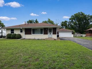 11219 Bittersweet Street NW, Coon Rapids, MN 55433