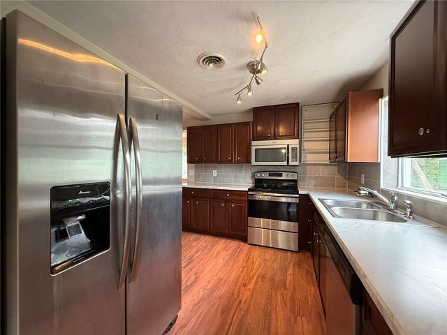 438 PERDITA AVENUE, Edgewater, FL 32132