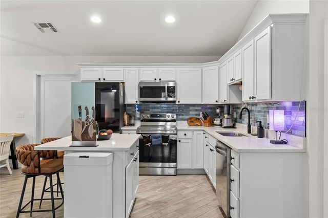 1701 S PALMETTO AVENUE, Sanford, FL 32771