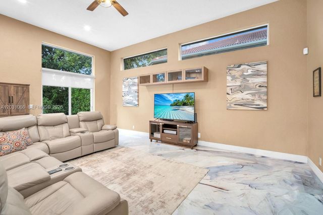 1776 W Eagle Trace Boulevard W, Coral Springs, FL 33071