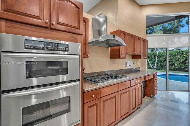 1776 W Eagle Trace Boulevard W, Coral Springs, FL 33071