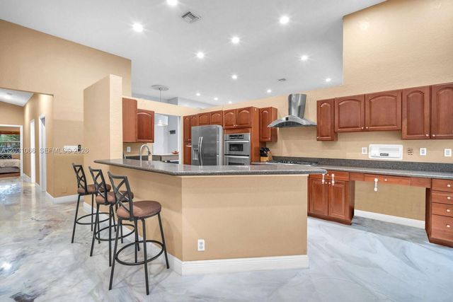 1776 W Eagle Trace Boulevard W, Coral Springs, FL 33071