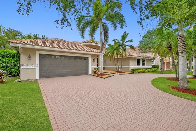 1776 W Eagle Trace Boulevard W, Coral Springs, FL 33071