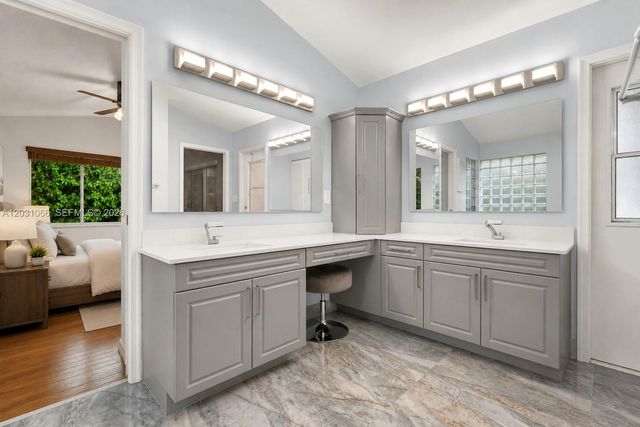 1776 W Eagle Trace Boulevard W, Coral Springs, FL 33071