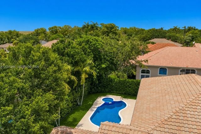 1776 W Eagle Trace Boulevard W, Coral Springs, FL 33071
