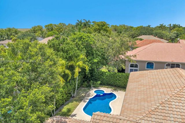 1776 W Eagle Trace Boulevard W, Coral Springs, FL 33071