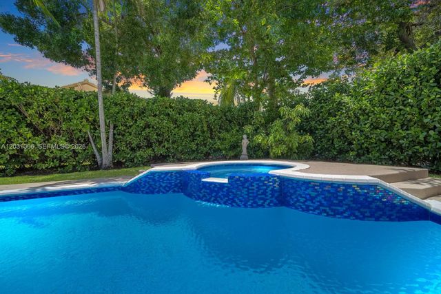 1776 W Eagle Trace Boulevard W, Coral Springs, FL 33071