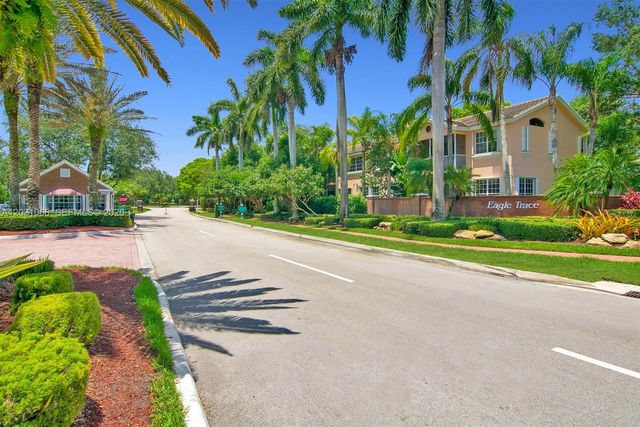 1776 W Eagle Trace Boulevard W, Coral Springs, FL 33071