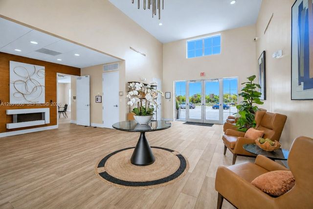 1776 W Eagle Trace Boulevard W, Coral Springs, FL 33071