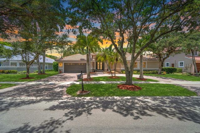 1776 W Eagle Trace Boulevard W, Coral Springs, FL 33071