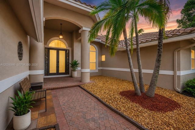 1776 W Eagle Trace Boulevard W, Coral Springs, FL 33071