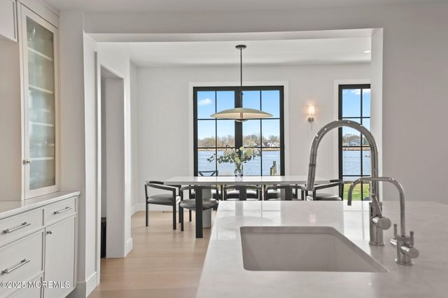 92 Gooseneck Point Road, Oceanport, NJ 07757