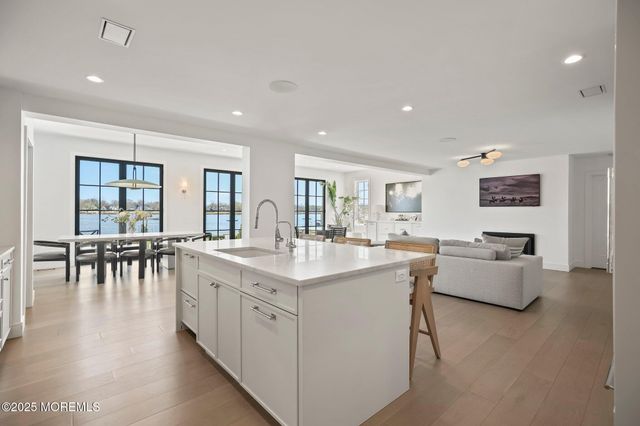 92 Gooseneck Point Road, Oceanport, NJ 07757