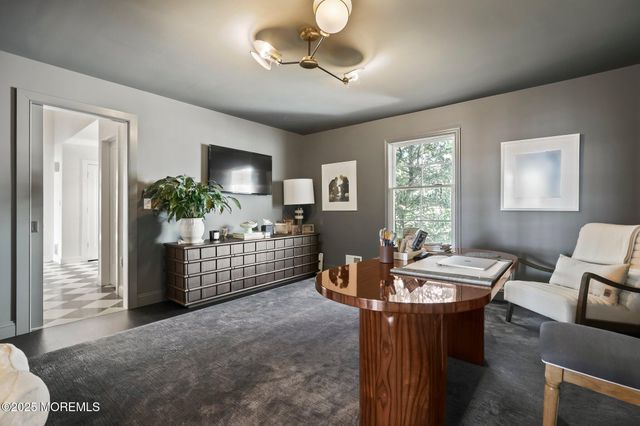92 Gooseneck Point Road, Oceanport, NJ 07757