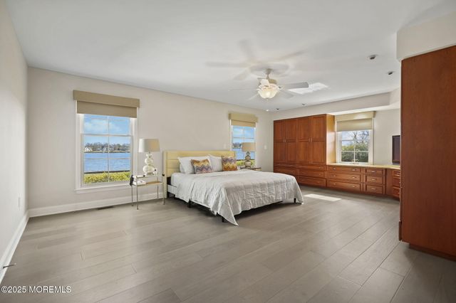 92 Gooseneck Point Road, Oceanport, NJ 07757