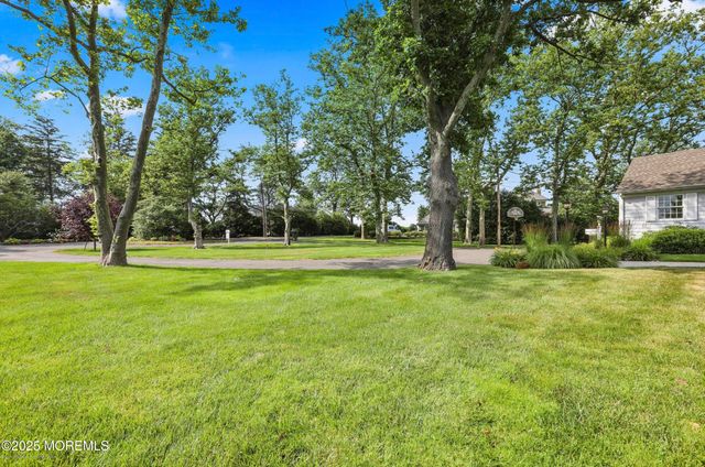92 Gooseneck Point Road, Oceanport, NJ 07757