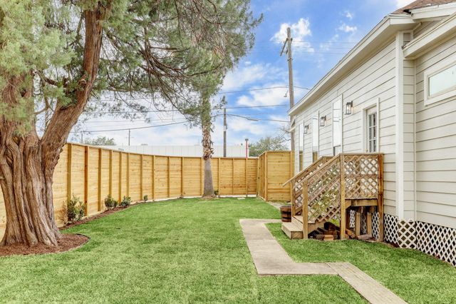 2721 Engelke Street, Houston, TX 77003