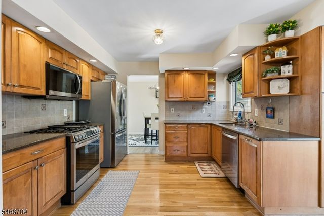 228 Clarken Dr, West Orange Twp., NJ 07052
