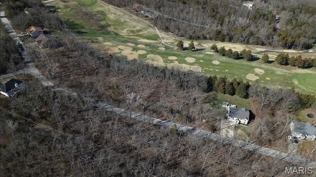 9577 Bent Tree Drive, Hillsboro, MO 63050