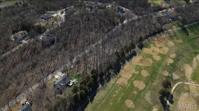 9577 Bent Tree Drive, Hillsboro, MO 63050