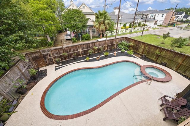 3040 Bayshore Drive 3, Bacliff, TX 77518
