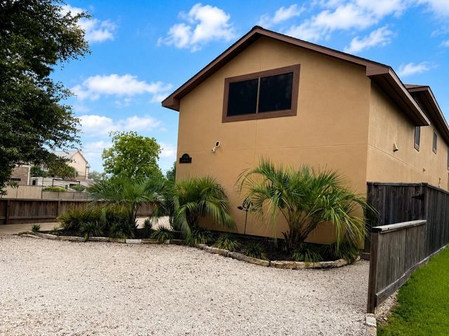 3040 Bayshore Drive 3, Bacliff, TX 77518