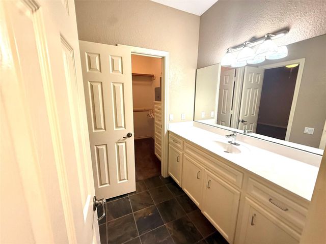 3040 Bayshore Drive 3, Bacliff, TX 77518