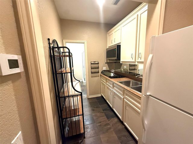 3040 Bayshore Drive 3, Bacliff, TX 77518