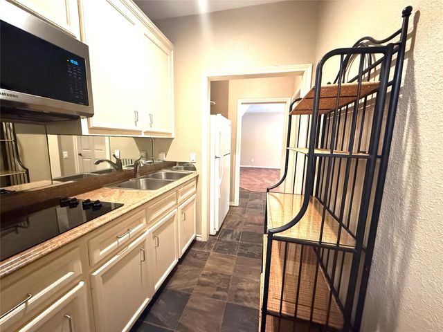 3040 Bayshore Drive 3, Bacliff, TX 77518