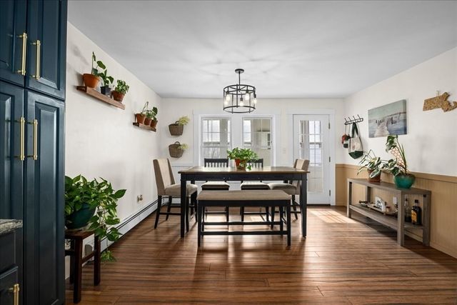 37 Acre St, Clinton, MA 01510