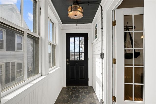 37 Acre St, Clinton, MA 01510