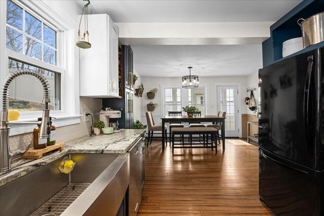 37 Acre St, Clinton, MA 01510