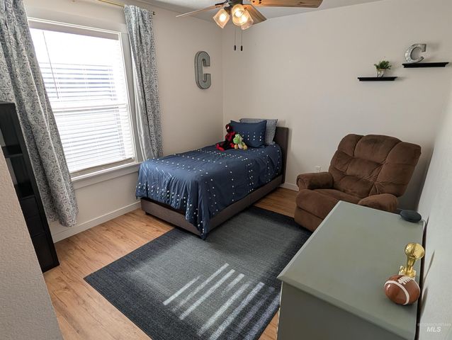 7664 E Lafayette St, Nampa, ID 83687